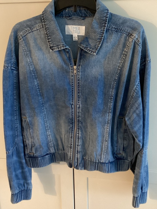 Time and Tru Jackets & Blazers - Time and Tru Medium Blue Denim Zip Jacket